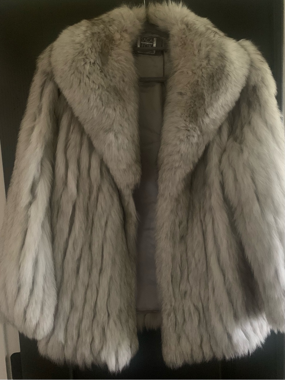 Luxury Saga Blue Fox Fur Coat - Picture 5 of 11